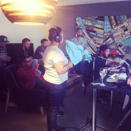 Catch Me (ft. JusMoni)