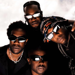 Iced Out Summer (feat. MINIKINGZ)