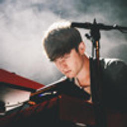 James Blake 40455